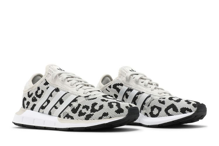 wmns-swift-run-x-leopard-black-h01906_07