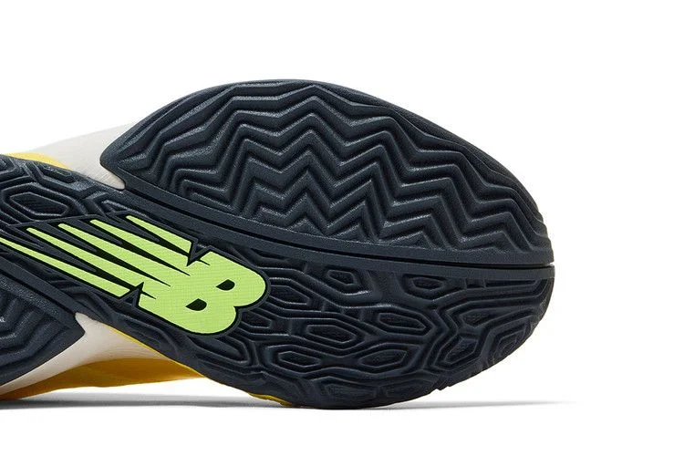 Кроссовки New Balance Two WXY V4 'Lemon Zest'