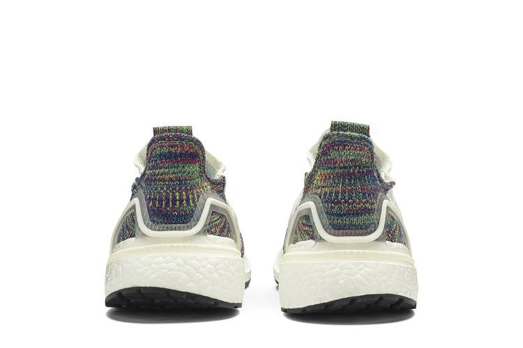 Кроссовки adidas UltraBoost 19 'Pride'