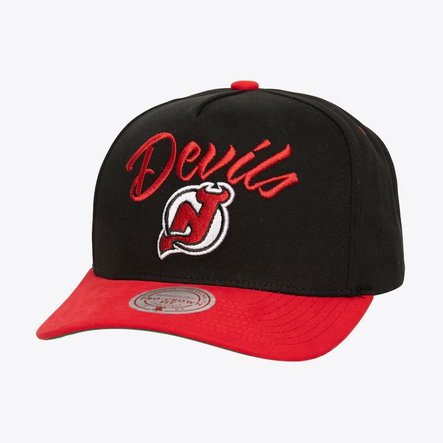 Бейсболка Mitchell & Ness Black New Jersey Devils Script Arch Pro Pro Crown Snapback Hat