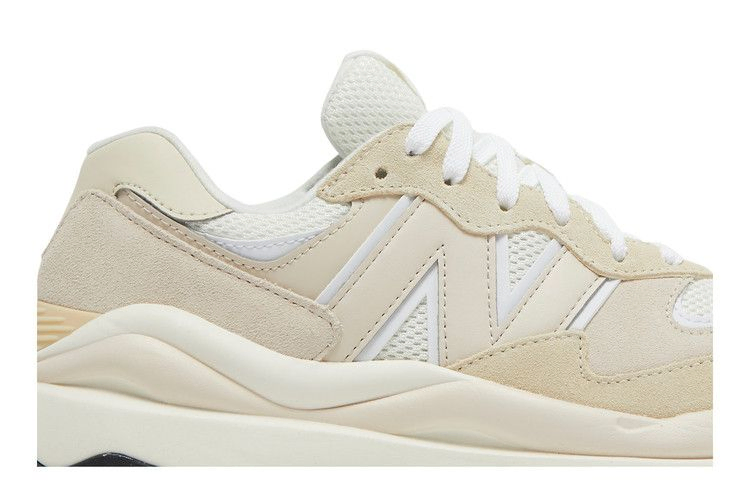 Кроссовки New Balance Wmns 57/40 'Sea Salt'