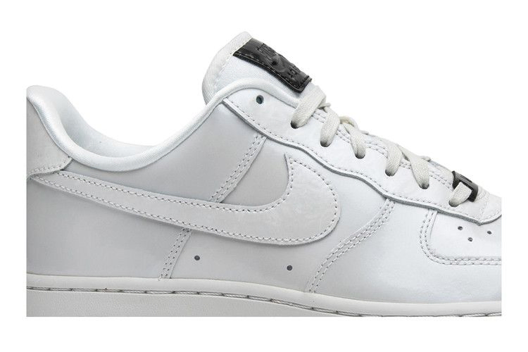 Кроссовки Nike Wmns Air Force 1 'Luxe'