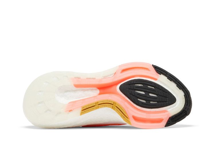 wmns-ultraboost-22-white-flash-orange-gx5595_03