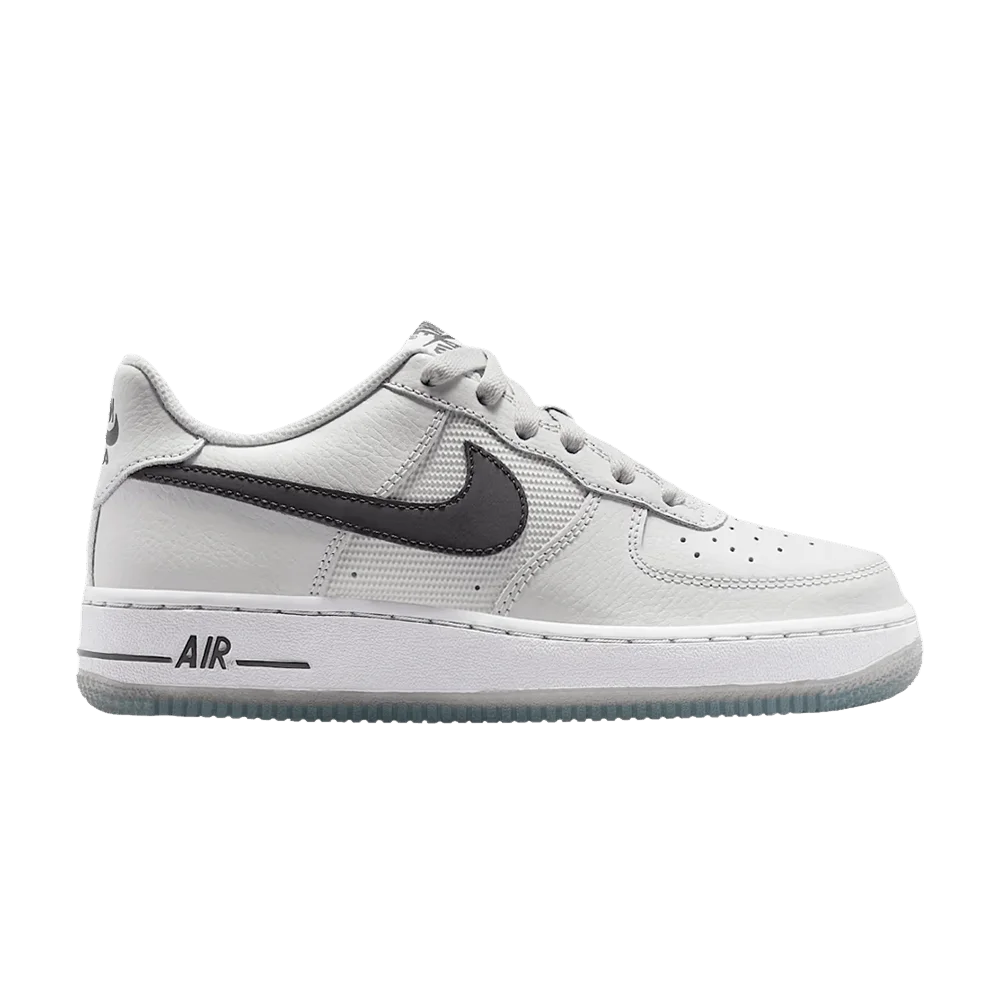 Krossovki-Nike-Air-Force-1-GS-Photon-Dust-Reflect-Silver