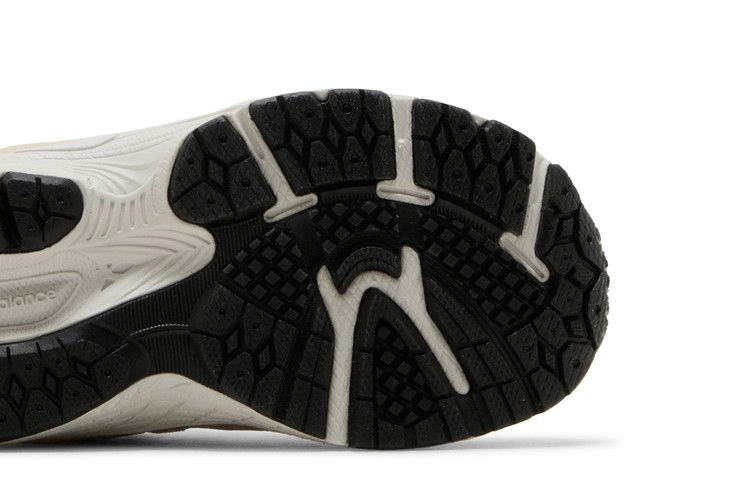 Кроссовки New Balance 2002R Toddler 'Sandstone Magnet'