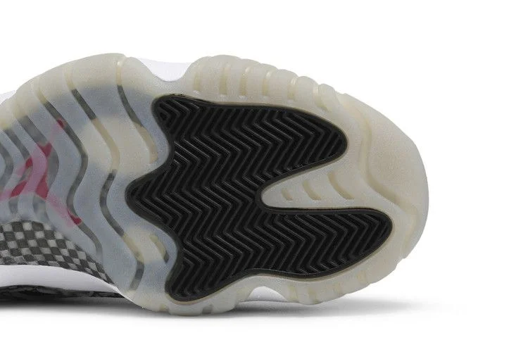 Кроссовки Air Jordan 11 Retro Low IE 'Black Cement'
