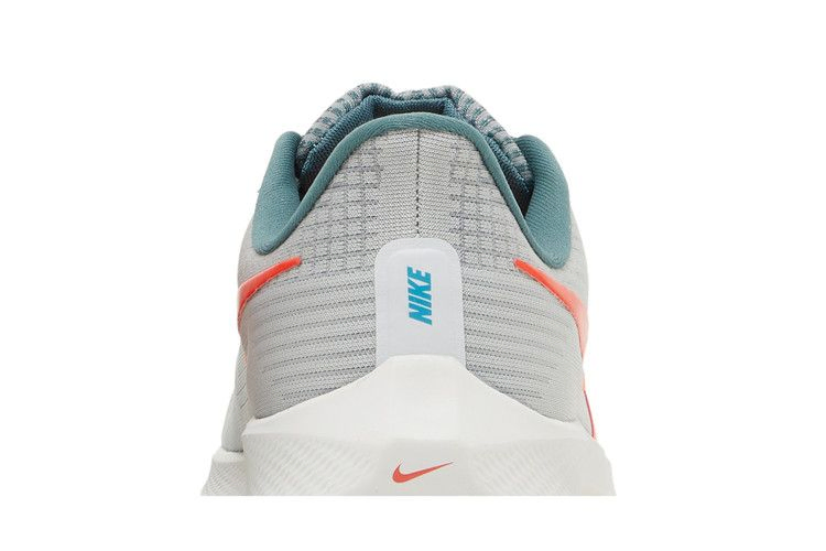 Кроссовки Nike Air Zoom Pegasus 39 4E Wide 'Pure Platinum Total Orange'