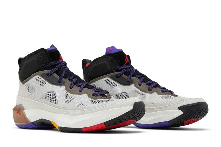 Krossovki-Air-Jordan-37-Beyond-Borders-7