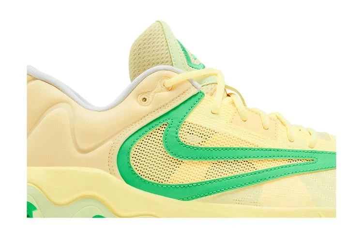 Krossovki-Nike-Giannis-Immortality-3-Soft-Yellow-Green-Shock-1
