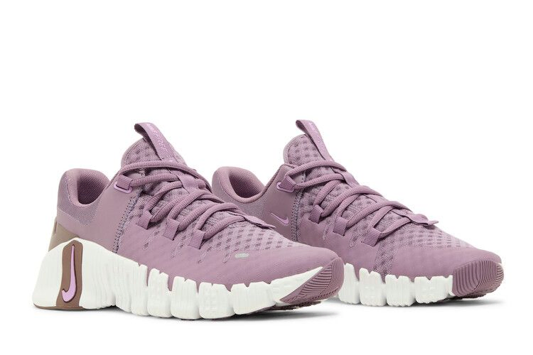 wmns-free-metcon-5-violet-dust-dv3950-500_07