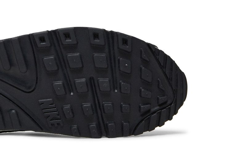 wmns-air-max-90-black-white-dc9445-001_04