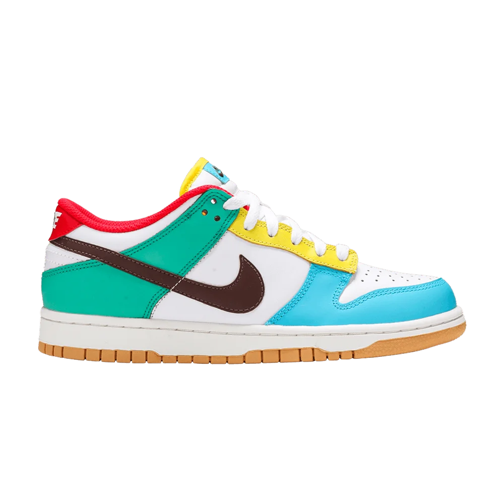 Krossovki-Nike-Dunk-Low-SE-GS-Free.99-White
