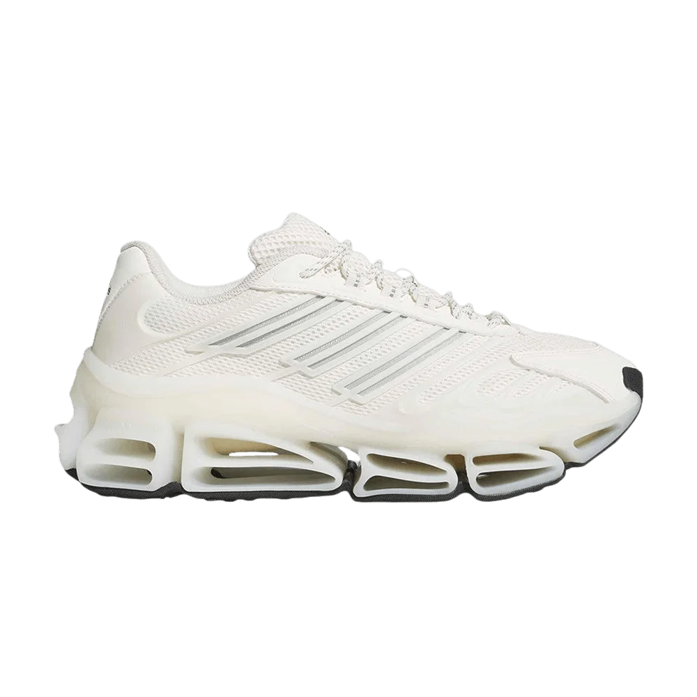 Krossovki-adidas-Megaride-AG-White