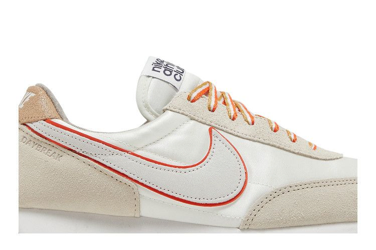 wmns-dbreak-type-se-sail-rush-orange-dn3399-100_01