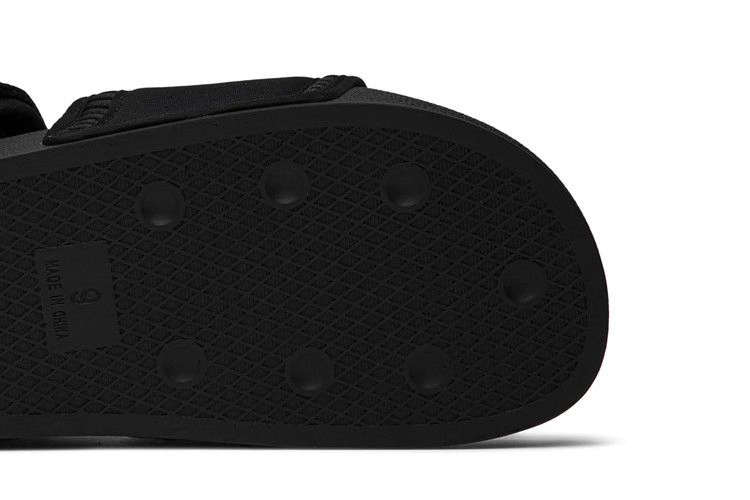 pharrell-x-adilette-2-0-sandal-core-black-eg7824_04
