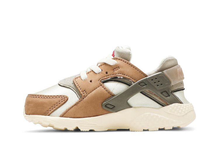 Кроссовки Stussy x Nike Air Huarache LE TD 'Desert Oak' 2021