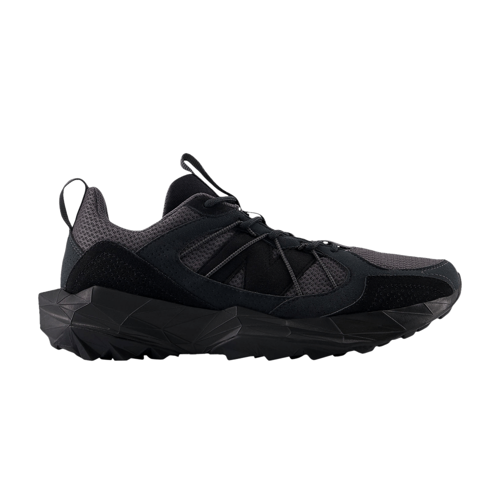Кроссовки New Balance Tektrel 2E Wide 'Black Magnet'