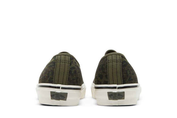 authentic-44-dx-anaheim-factory-leopard-camo-vn0a5kx4awa_05