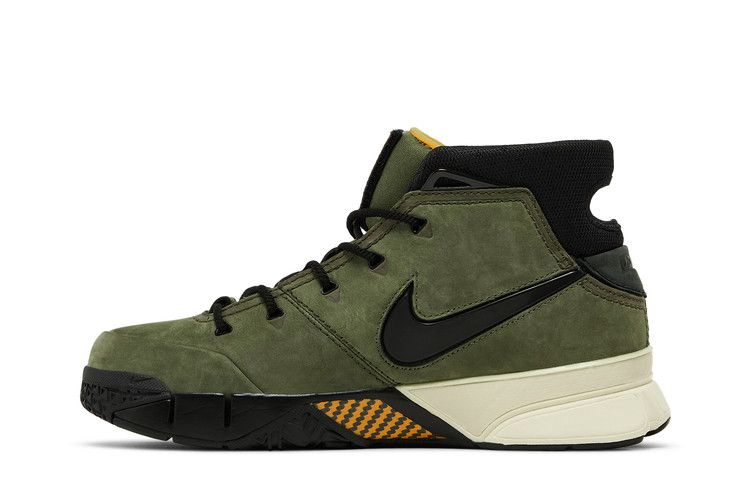 undefeated-x-zoom-kobe-1-protro-flight-jacket-ud-zk1-fj_02