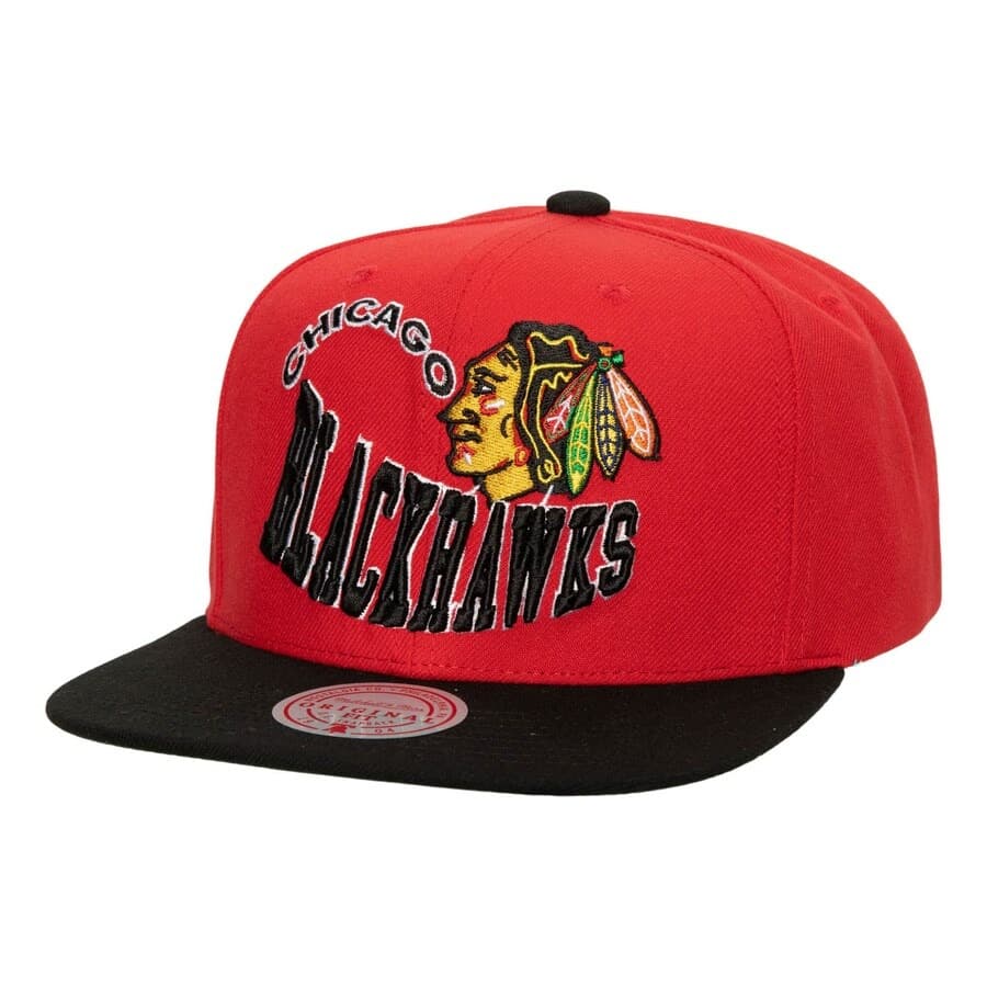 Бейсболка Mitchell & Ness Red Chicago Blackhawks Crooked Path Snapback Hat