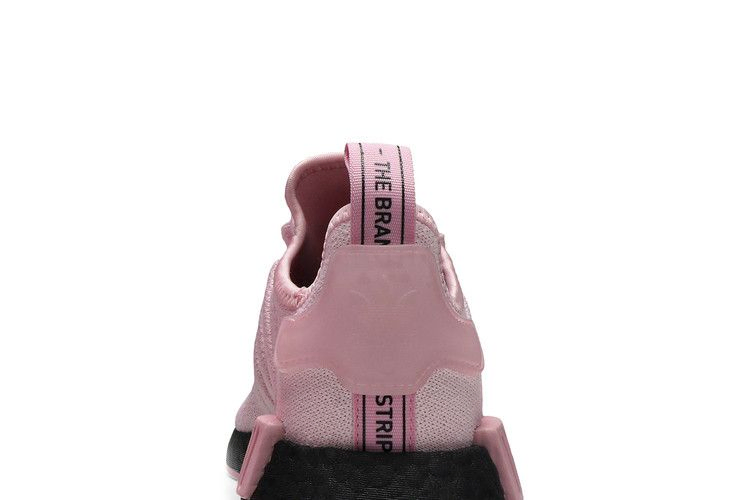 Кроссовки Adidas Wmns NMD_R1 'True Pink Black'