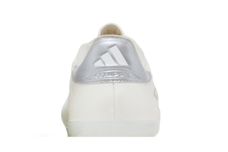 copa-pure-2-elite-fg-base-white-pack-ie7488_06