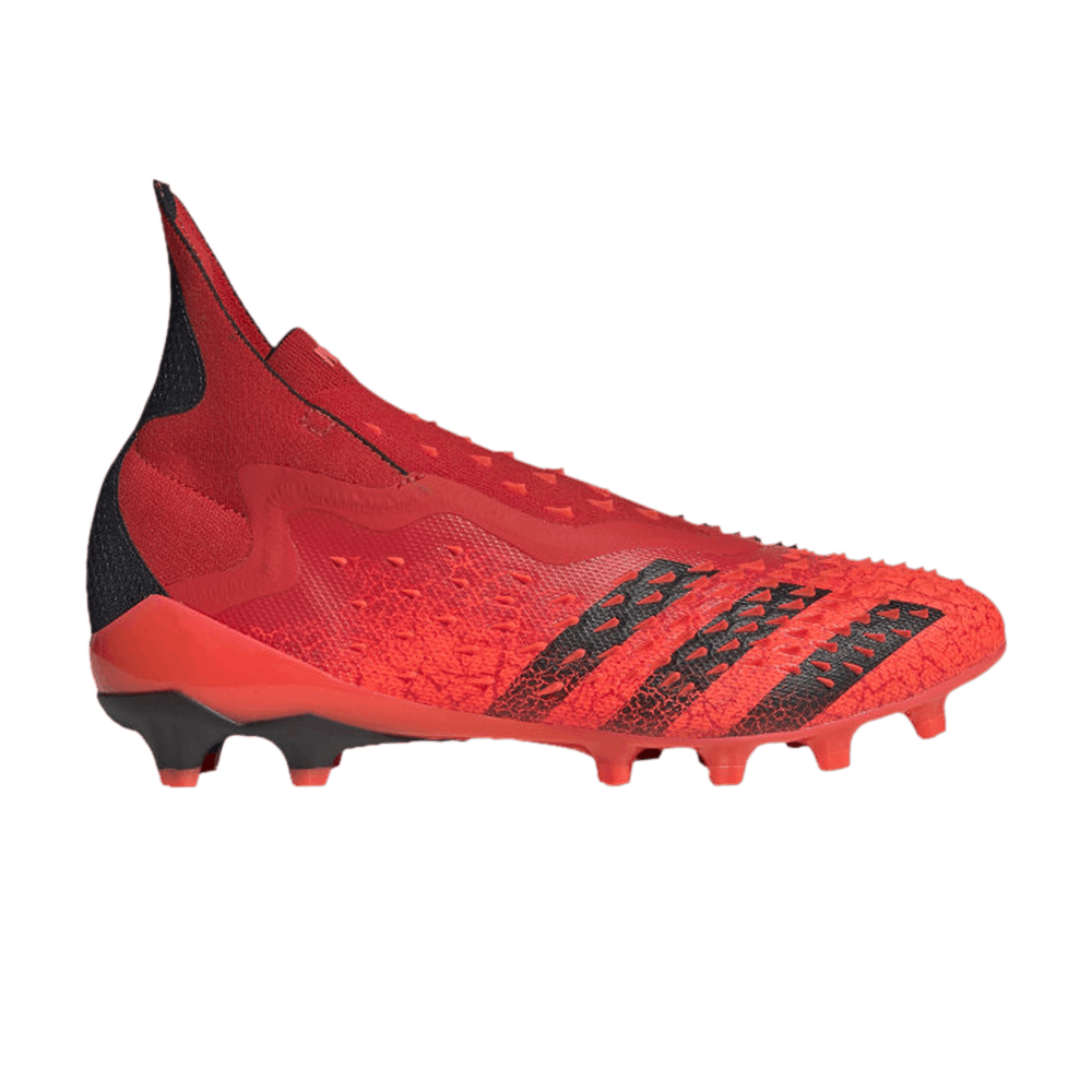 predator-freak-ag-demonskin-solar-red-fy8427