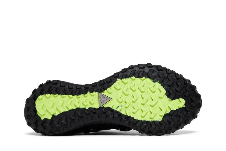 Кроссовки Nike ACG Mountain Fly Low GTX SE 'Dark Smoke Grey'