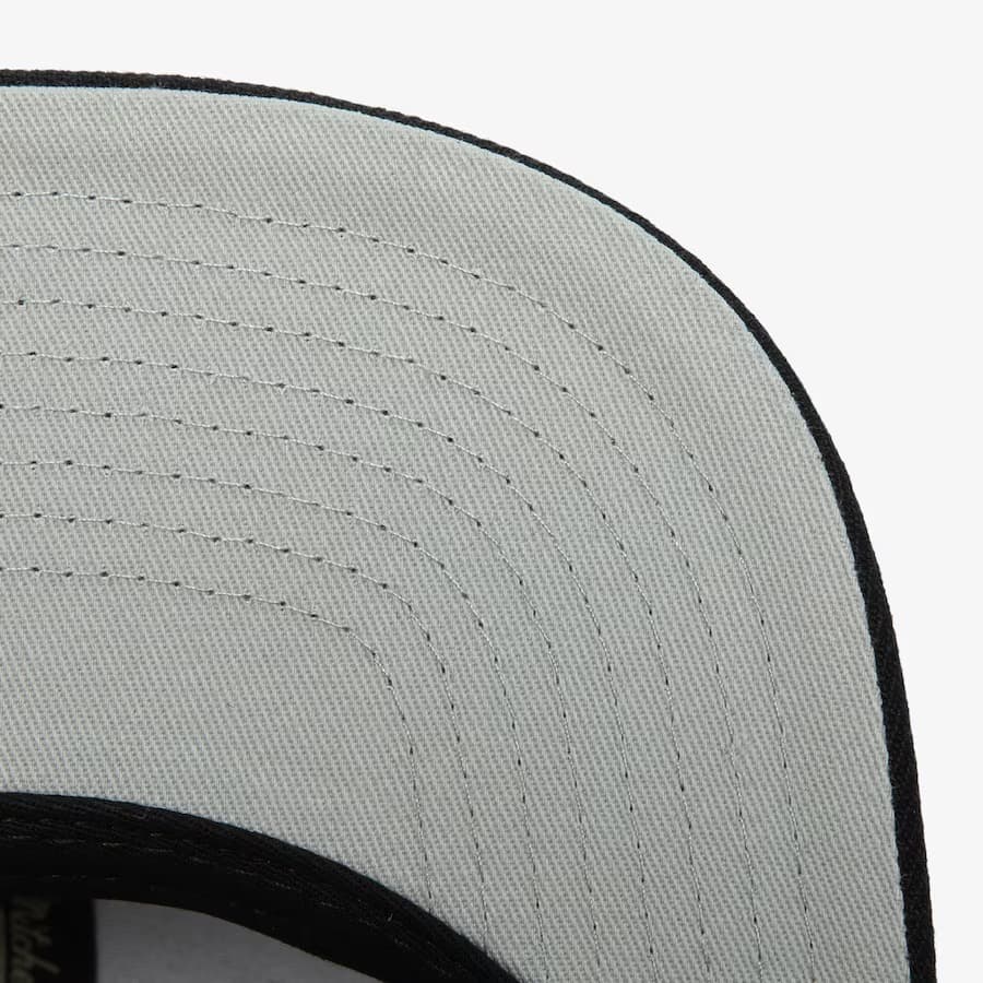 Бейсболка Mitchell & Ness Black Pittsburgh Steelers Tapestry Snapback Hat