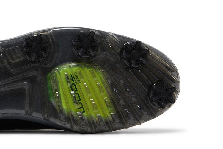 Кроссовки Nike Air Zoom Victory Tour Wide 'Triple Black'
