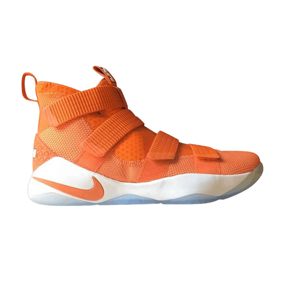 lebron-soldier-11-tb-phoenix-suns-943155-802