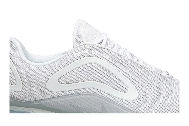 Кроссовки Nike Air Max 720 'Metallic Platinum'