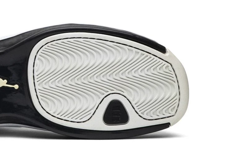 Krossovki-Air-Jordan-18.5-OG-White-Black-Chrome-4