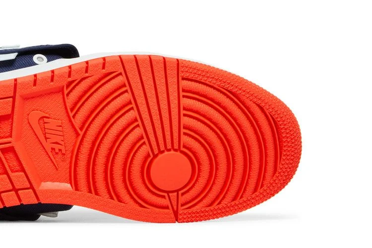 Krossovki-Air-Jordan-1-Retro-High-Utility-Quai-54-4