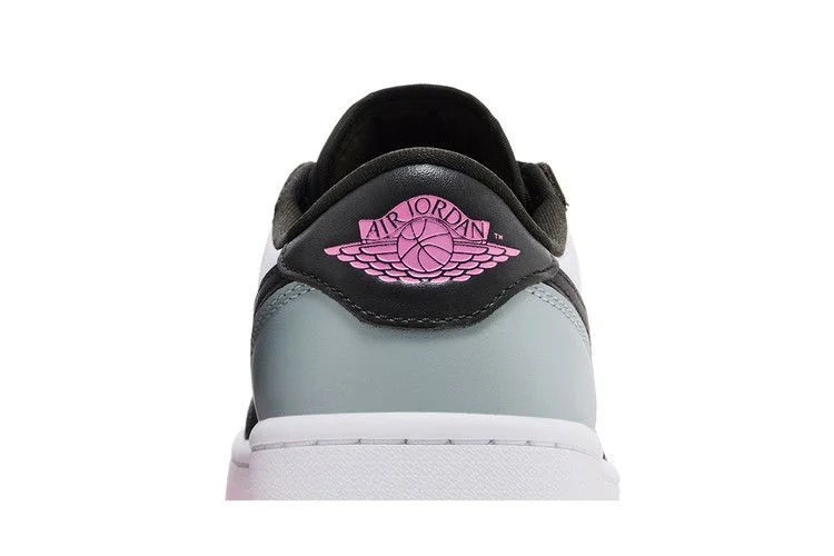 Кроссовки Air Jordan 1 Low Golf Spiked 'White Light Pumice'