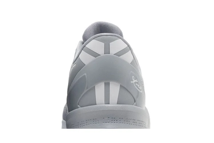 Krossovki-Nike-Kobe-8-Protro-Wolf-Grey-6
