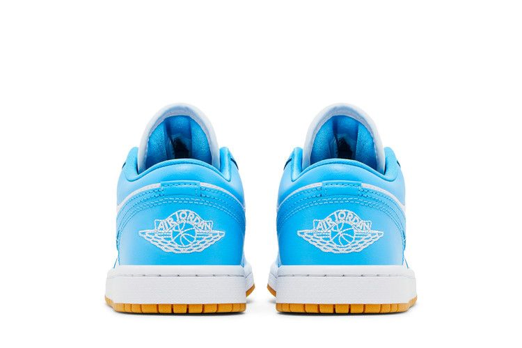 Кроссовки Wmns Air Jordan 1 Low 'Dark Powder Blue Gum'