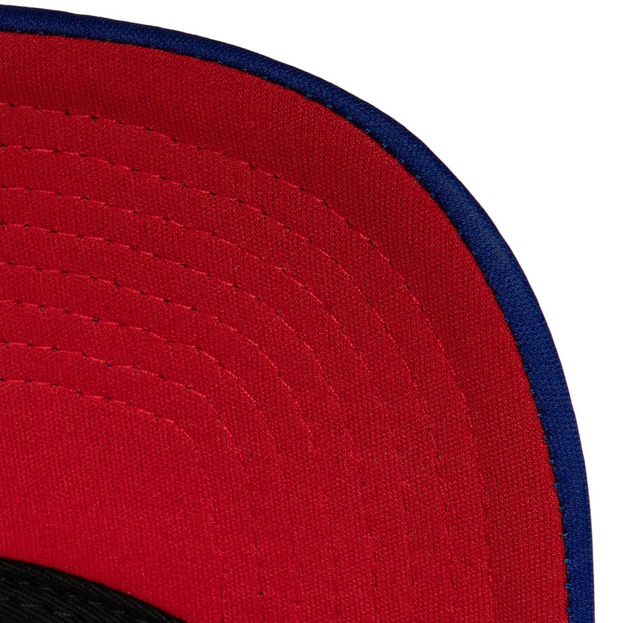 Mitchell-Ness-Off-The-Backboard-Trucker-Snapback-HWC-Detroit-Pistons-Hat-2