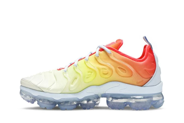 Кроссовки Nike Wmns Air VaporMax Plus 'Sunrise'