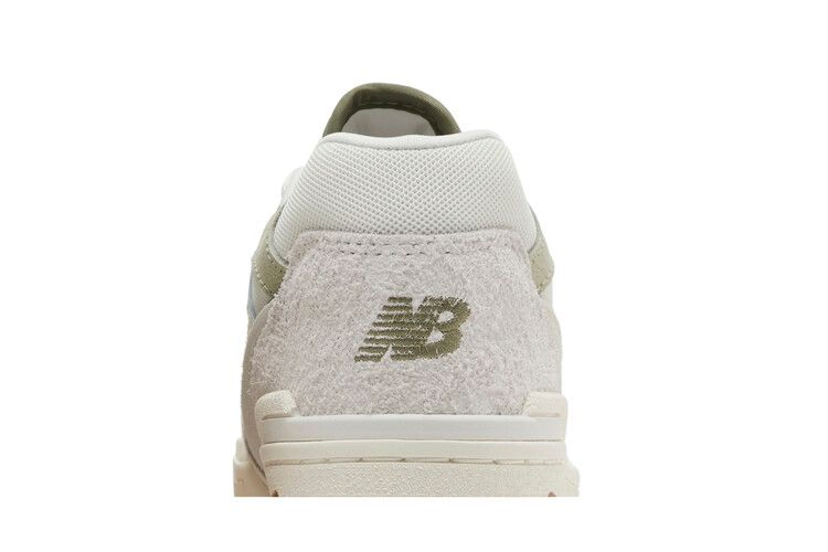 Кроссовки New Balance Women's 550 'Spring Collection - Olivine'