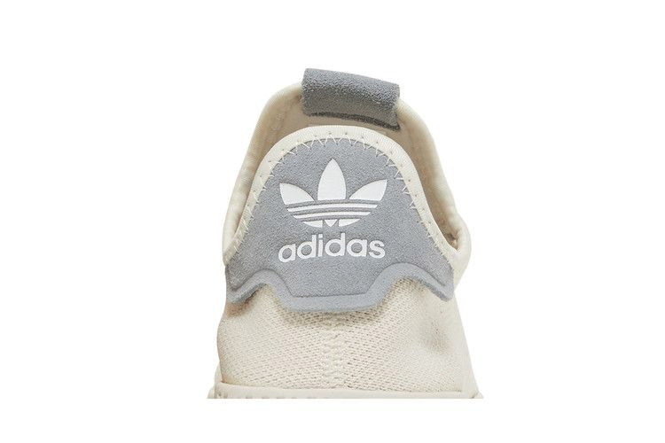 Кроссовки Pharrell Williams x adidas Tennis Hu 'Chalk White Light Grey'