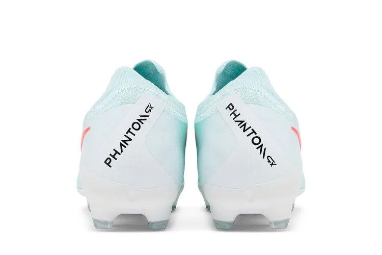 Krossovki-Nike-Phantom-GX-2-Pro-FG-Mad-Energy-Pack-5