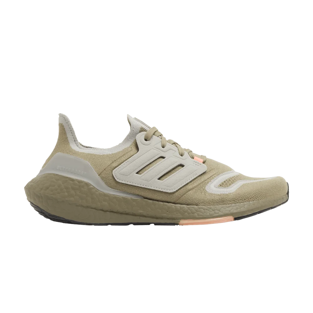 Krossovki-adidas-UltraBoost-22-Orbit-Green-Beam-Orange