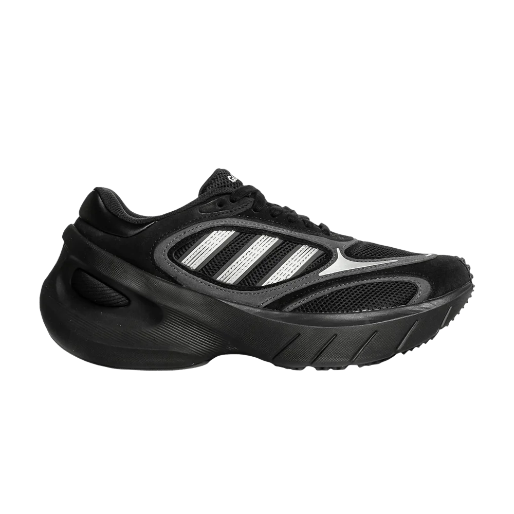Krossovki-adidas-Adizero-Goukana-Utility-Black-White
