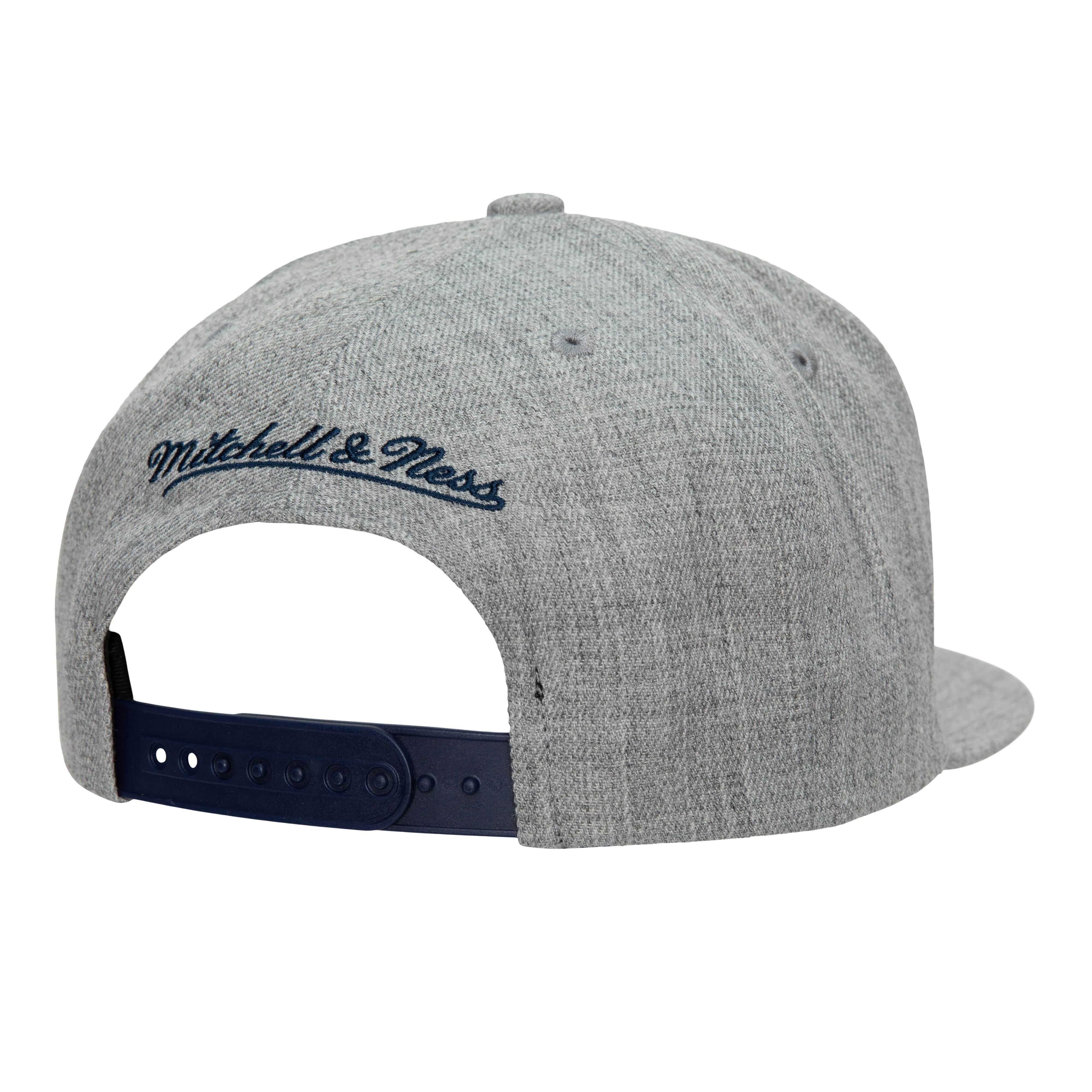 Бейсболка Mitchell & Ness Team Heather 2.0 Snapback HWC New Jersey Nets