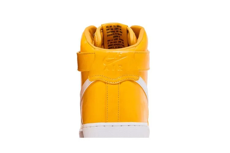 Krossovki-Nike-Air-Force-1-High-Comfort-Premium-QS-University-Gold-6
