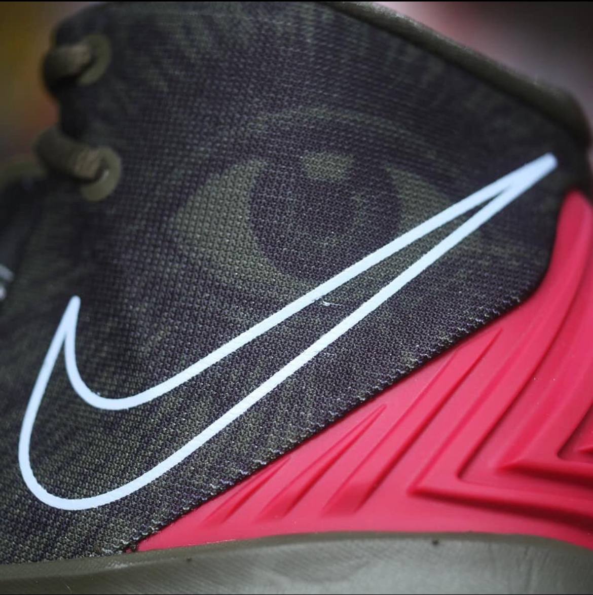 Nike-Kyrie-Hybrid-S2-EP-What-The-Camo-4