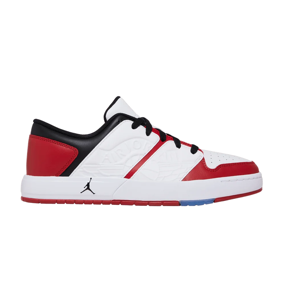 Krossovki-Air-Jordan-Nu-Retro-1-Low-Chicago