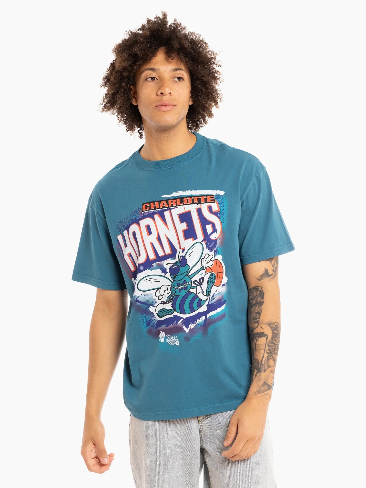 Mitchell-Ness-Charlotte-Hornets-Vintage-Abstract-T-Shirt-5