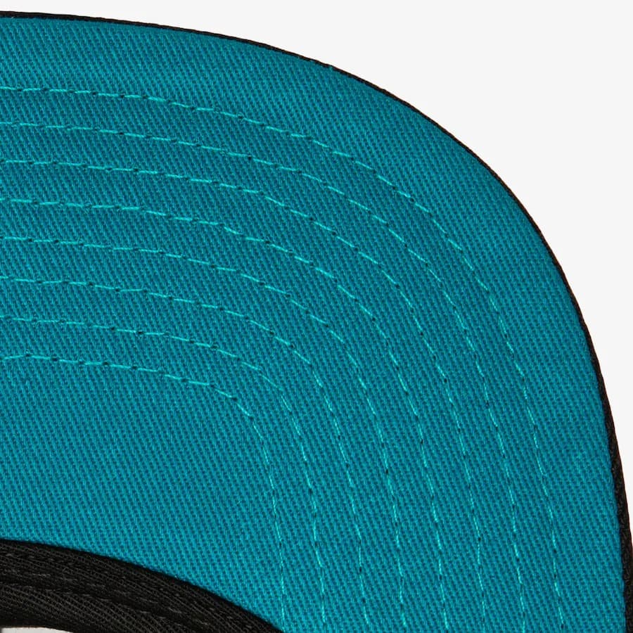 Бейсболка Mitchell & Ness Black San Jose Sharks Day 4 Snapback Hat